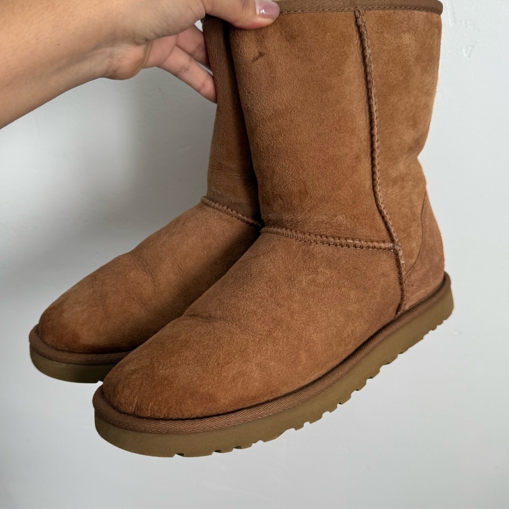 UGG Classic Short Chestnut Suede Shearling Boots Size 7 / EU 38 - Picture 2 of 10